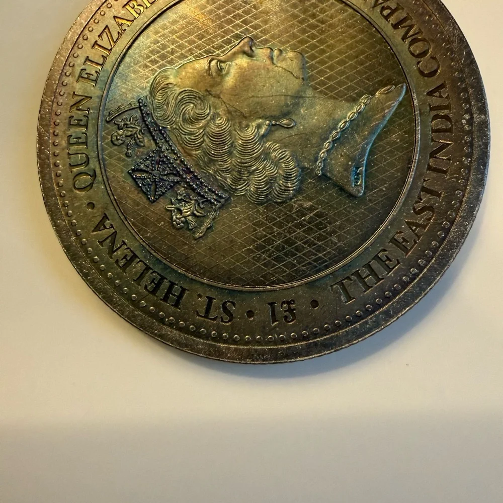 Queen Elizabeth II Silver Coin - Picture 2 of 14